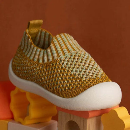 Orbis™ ComfortPlus Mesh Babysneaker – Atmungsaktive Lauflernschuhe